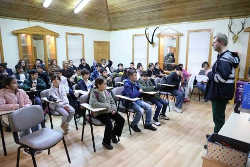 B&uuml;y&uuml;kşehir Belediyesi &ccedil;ocuklara suyun &ouml;nemini anlatıyor

