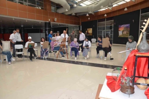 Büyükşehir Belediyesi gençlere sanat kapısı açıyor

