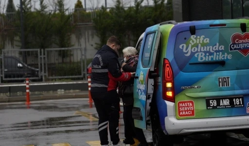B&uuml;y&uuml;kşehir&rsquo;den şifa yolunda bin 110 hastaya &uuml;cretsiz ulaşım desteği
