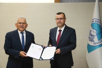 Büyükşehir ile Cumhuriyet Başsavcılığı arasında eğitim iş birliği protokolü imzalandı
