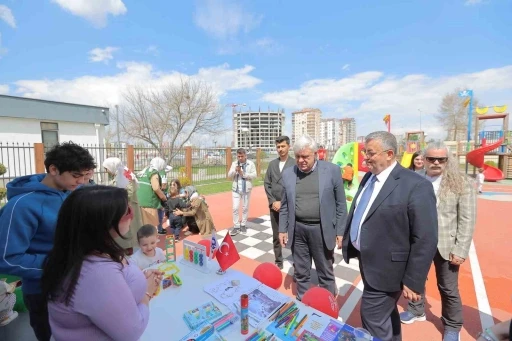 B&uuml;y&uuml;kşehir&rsquo;in &ccedil;ocuk k&uuml;t&uuml;phanesinde &rsquo;Kayseri Kent Konseyi 23 Nisan&rsquo; etkinliği
