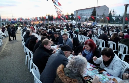 B&uuml;y&uuml;kşehir&rsquo;in g&ouml;n&uuml;l sofrası Ergene&rsquo;de kuruldu
