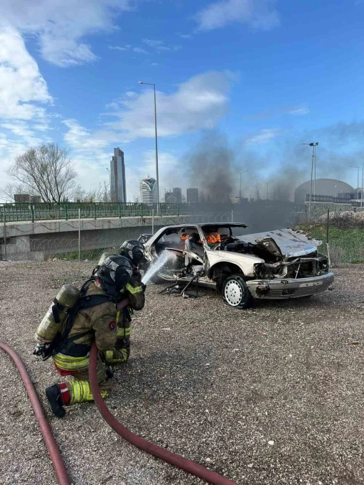 B&uuml;y&uuml;kşehir İtfaiyesi&rsquo;nden Ko&ccedil; &Uuml;niversitesi personeline eğitim
