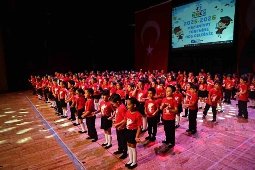 B&uuml;y&uuml;kşehir kreşlerinde mezuniyet coşkusu
