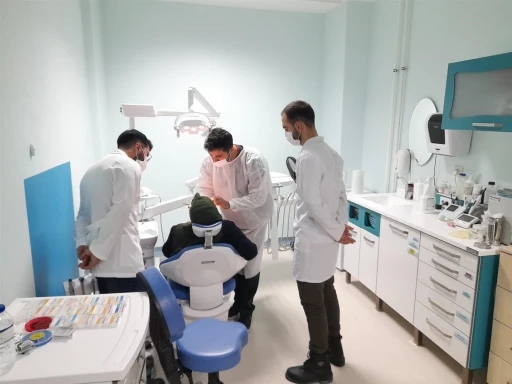 ÇAKÜ Rektörü Çiftçi: &quot;Açılan bu merkez ile vatandaşlarımız, diş tedavileri için artık il dışına gitmiyor&quot;
