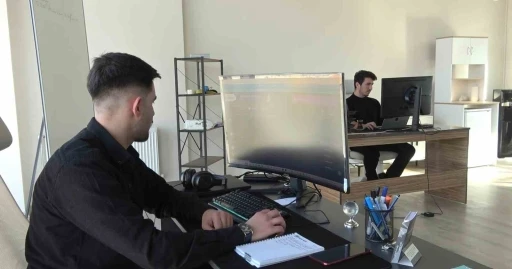 ÇAKÜ Teknokent yatırımcıların gözdesi oldu: Desteklerle ülke ihracatına katkı sağlıyorlar
