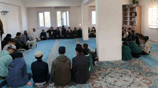 &Ccedil;aldıran&rsquo;da hafız adaylarına anlamlı proje: Her ay bir kitap tahlili
