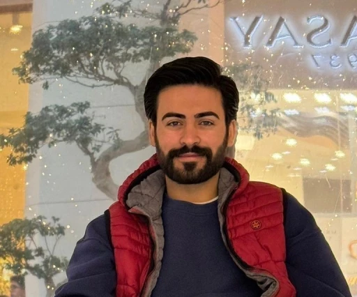 Camdan &ccedil;ıkarak kayıplara karışan Uğur&rsquo;dan haber alamayan ailenin sesine Bakan &Ccedil;ift&ccedil;i kulak verdi
