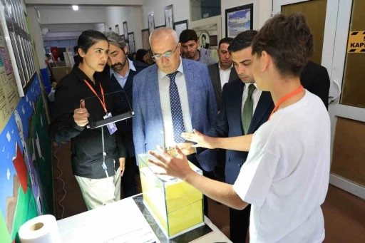 Çameli Anadolu Lisesi Bilim Fuarındaki projeler göz doldurdu
