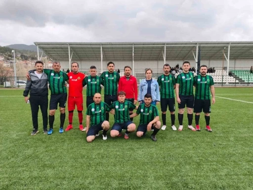 &Ccedil;ameli&rsquo;de Kurumlar ve Mahalleler Arası Futbol Turnuvası başladı

