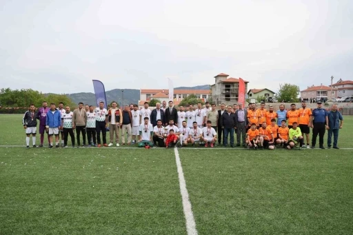 &Ccedil;ameli Kurumlar ve Mahalleler Arası Futbol Turnuvasının şampiyonu belli oldu
