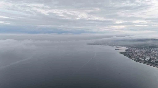 &Ccedil;anakkale Boğazı sis nedeniyle transit gemi ge&ccedil;işlerine kapatıldı
