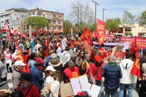 Çanakkale’de 1 Mayıs Emek ve Dayanışma günü coşkuyla kutlandı
