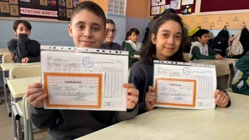 &Ccedil;anakkale&rsquo;de 80 bin 283 &ouml;ğrenci karne aldı
