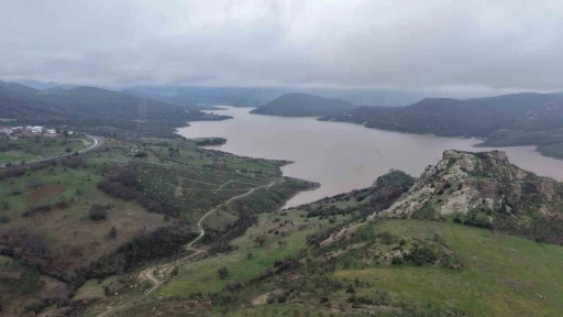 &Ccedil;anakkale&rsquo;de barajlar doldu, Sarı&ccedil;ay taşabilir

