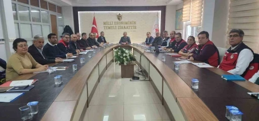 &Ccedil;anakkale&rsquo;de gelecek 3 yılın su &uuml;r&uuml;nleri ve hayvansal &uuml;retim planları yapıldı
