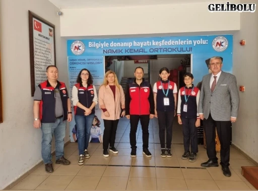 Çanakkale’de ‘genç gıda denetçileri’ kantinleri denetlemeye devam ediyor

