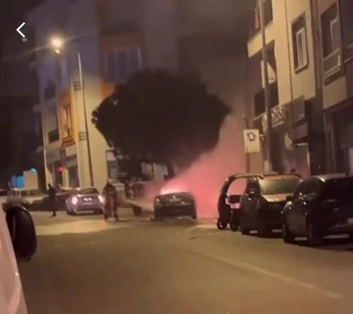 &Ccedil;anakkale&rsquo;de yanan ara&ccedil; bomba gibi patladı
