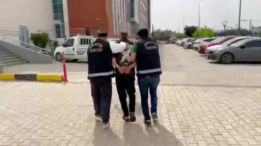  20 Yaşındaki Genç Annesini Boğarak Öldürdü