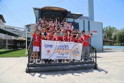 Canik&rsquo;te &ccedil;ocuklar camilere akın ediyor
