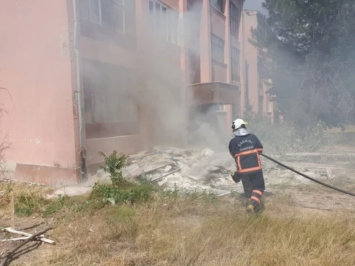 Çankırı’da çıkan ot yangını büyümeden söndürüldü
