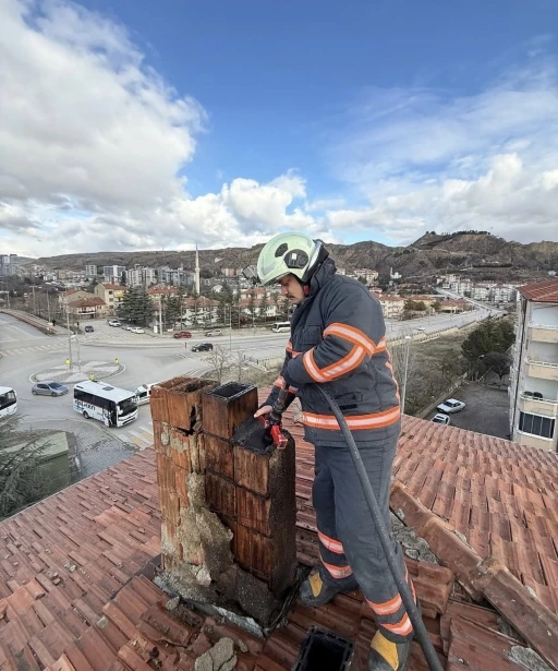 &Ccedil;ankırı&rsquo;da korkutan baca yangını
