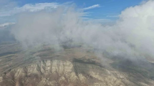 &Ccedil;ankırı&rsquo;yı kaplayan sis bulutları havadan g&ouml;r&uuml;nt&uuml;lendi
