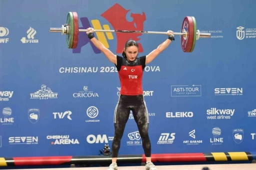Cansel Özkan’dan bronz madalya
