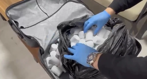 &Ccedil;arşamba&rsquo;da uyuşturucu operasyonu: 18 bin 900 uyuşturucu hap ele ge&ccedil;irildi
