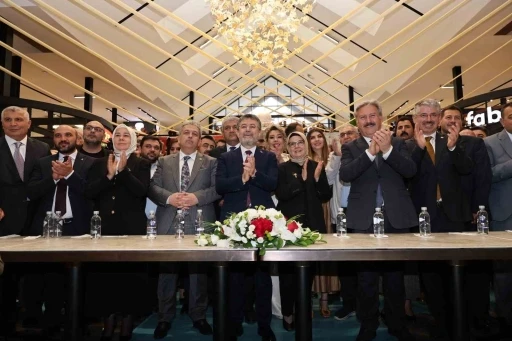 &Ccedil;arşı Melikgazi, bakan Yumaklı&rsquo;nın katılımıyla resmen a&ccedil;ıldı
