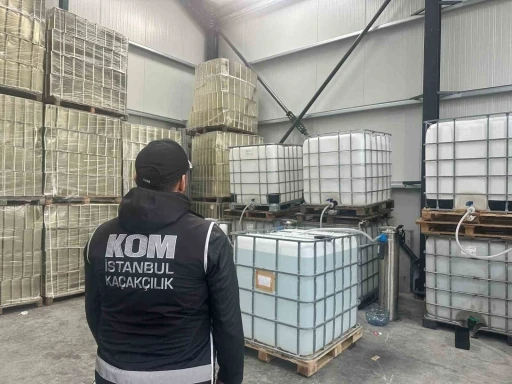 Çatalca’da depoya kaçak etil alkol baskını: 9 gözaltı
