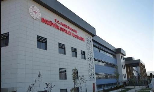 &Ccedil;atıdan d&uuml;şen iş&ccedil;i ağır yaralandı

