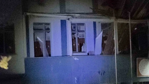 &Ccedil;atısı u&ccedil;an okuldaki pansiyonda kalan &ouml;ğrenciler başka pansiyonlara nakledilecek
