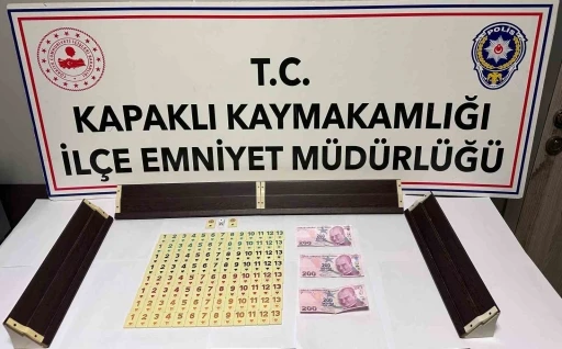 &Ccedil;ayevinde kumar operasyonu: 46 bin lira ceza yediler
