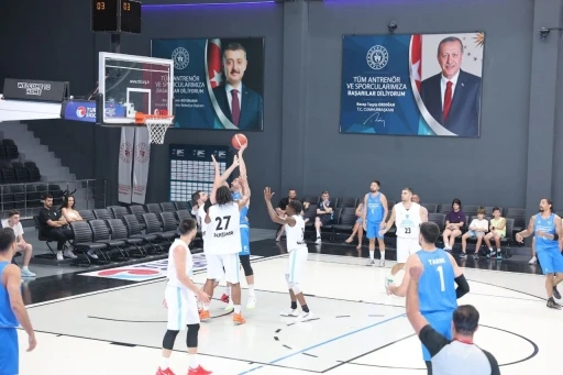 Çayırova Belediyesi, hazırlık maçında Balıkesir Büyükşehir Belediyespor’u mağlup etti
