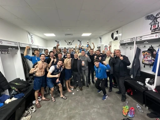 &Ccedil;ayırova Belediyesi, iLAB Basketbol&rsquo;u 97-67 mağlup etti
