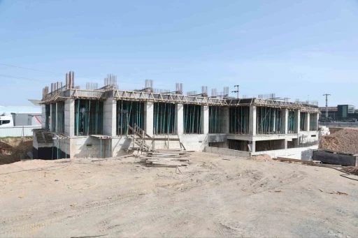 &Ccedil;ayırova&rsquo;da 200 yataklı hastane ve meslek lisesi inşaatları hızla y&uuml;kseliyor
