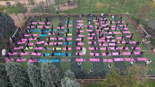 Çayırova’da ev hanımları &quot;Matını Al Gel&quot; etkinliğinde buluştu
