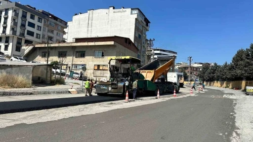 &Ccedil;ayırova Uğur Mumcu Caddesi yenileniyor
