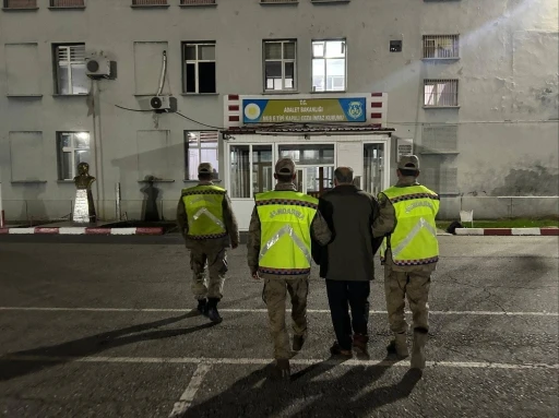 &Ccedil;ek su&ccedil;undan aranan h&uuml;k&uuml;ml&uuml; Muş&rsquo;ta yakalandı
