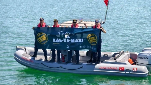 Çekerek Barajı’nda Jandarmadan anlamlı mesaj &quot;Kadına el kalkmaz&quot;
