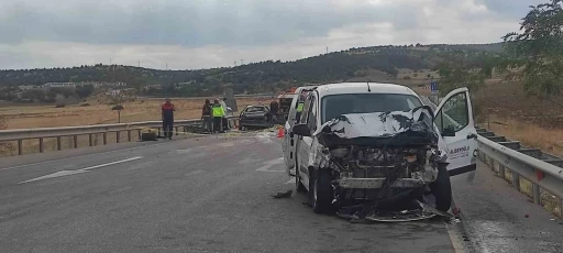 Çekerek’te trafik kazası 1 ölü 3 yaralı
