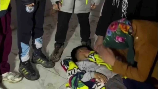 &Ccedil;ektikleri videoyla k&ouml;ylerine sağlık ocağı istediler
