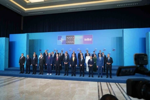 &Ccedil;ekya NATO&rsquo;da iki liderle temsil edilen ilk &uuml;lke oldu
