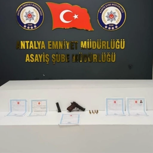 Çelik kasadan hırsızlığa 2 tutuklama
