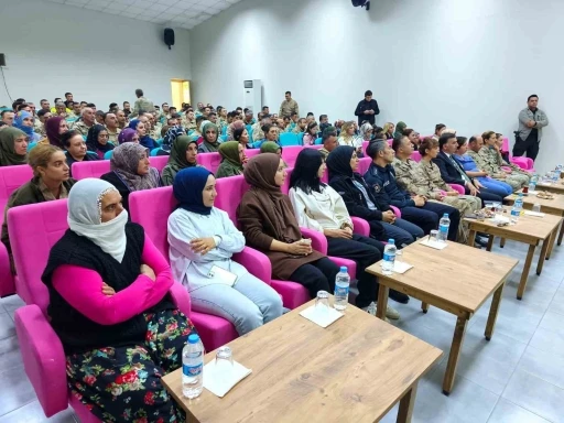 Çemişgezek’te  ‘Kadına Yönelik Şiddetle Mücadelede’ programı
