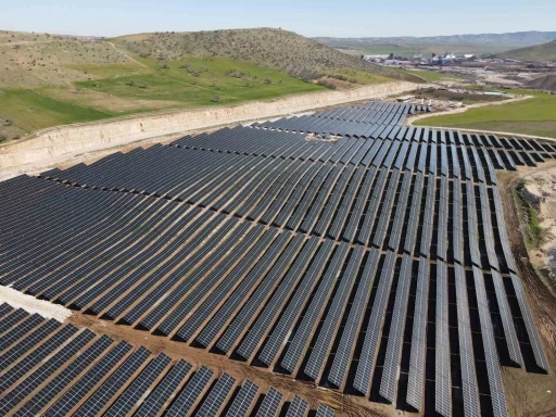 Cengiz Holding’in enerji yatırımlarına 64,5 milyon dolarlık yeşil finansman
