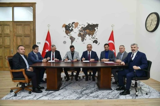 &Ccedil;erkezk&ouml;y&rsquo;de hayırseverlerden eğitime ve sağlığa b&uuml;y&uuml;k destek
