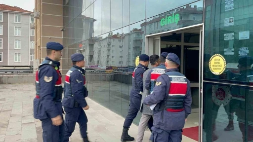 &Ccedil;erkezk&ouml;y&rsquo;deki cinayette şantaj iddiası: 200 bin TL kredi &ccedil;ekti, arkadaşını &ouml;ld&uuml;rd&uuml;
