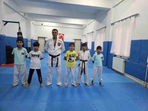 &Ccedil;ermik&rsquo;te milli sporcular yetiştiriliyor
